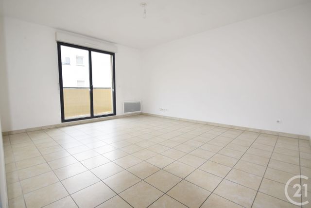 Appartement F3 à vendre - 3 pièces - 58.45 m2 - LA PLAINE ST DENIS - 93 - ILE-DE-FRANCE - Century 21 Wilson Immobilier