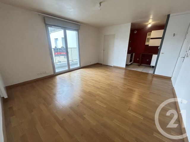 Appartement F2 à louer - 2 pièces - 48.37 m2 - LA PLAINE ST DENIS - 93 - ILE-DE-FRANCE - Century 21 Wilson Immobilier